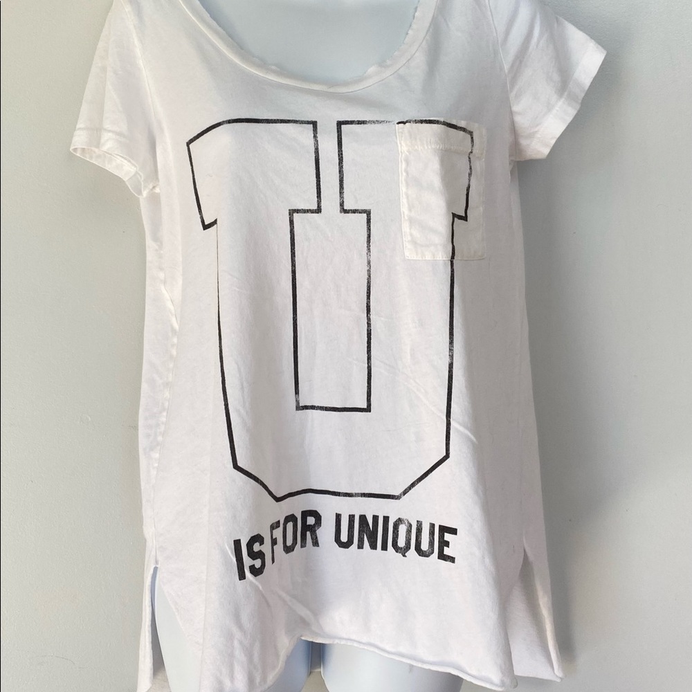 Rebel Yell “U is for Unique” t-shirt - size XS